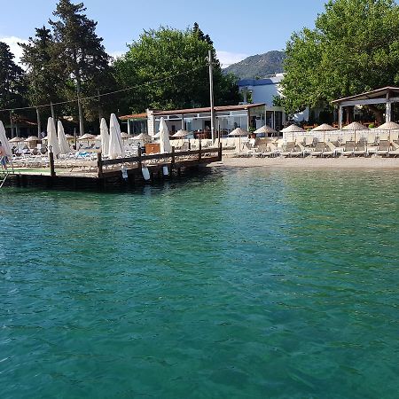 Kaptan Hotel Golturkbuku Kültér fotó