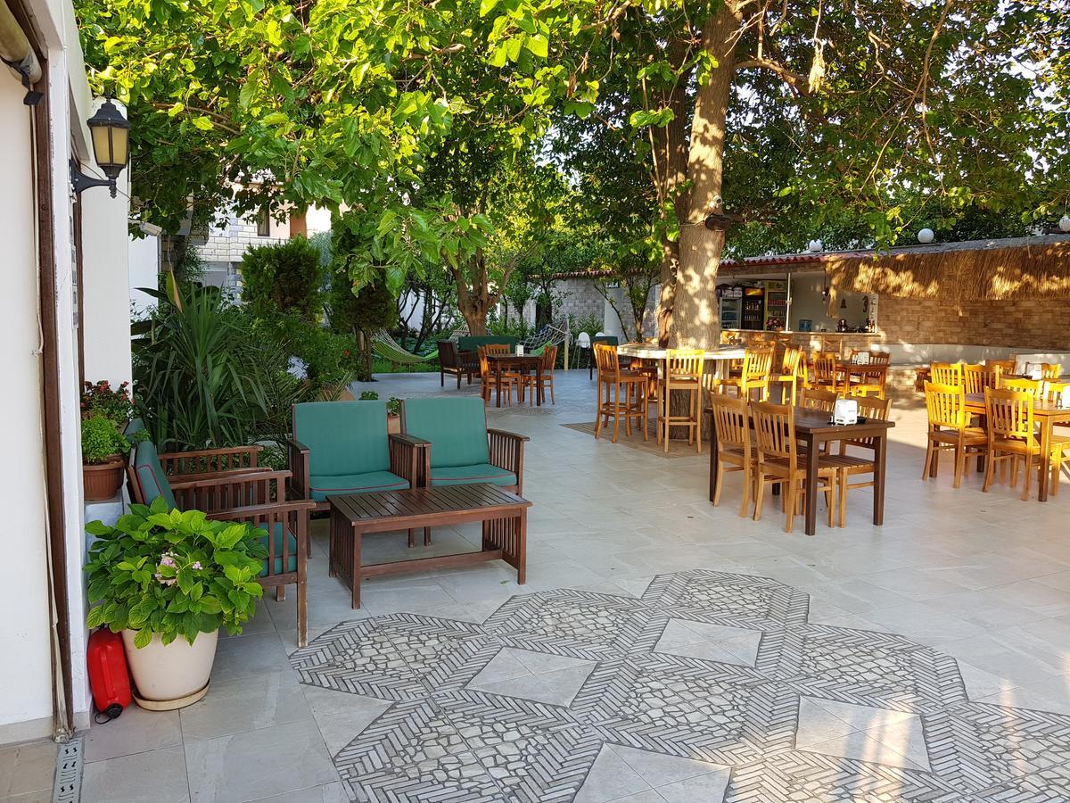 Kaptan Hotel Golturkbuku Kültér fotó